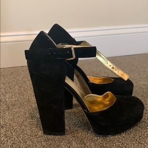 Nine West black suede high block heels